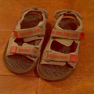 Toddler Gap Sandals sz 8